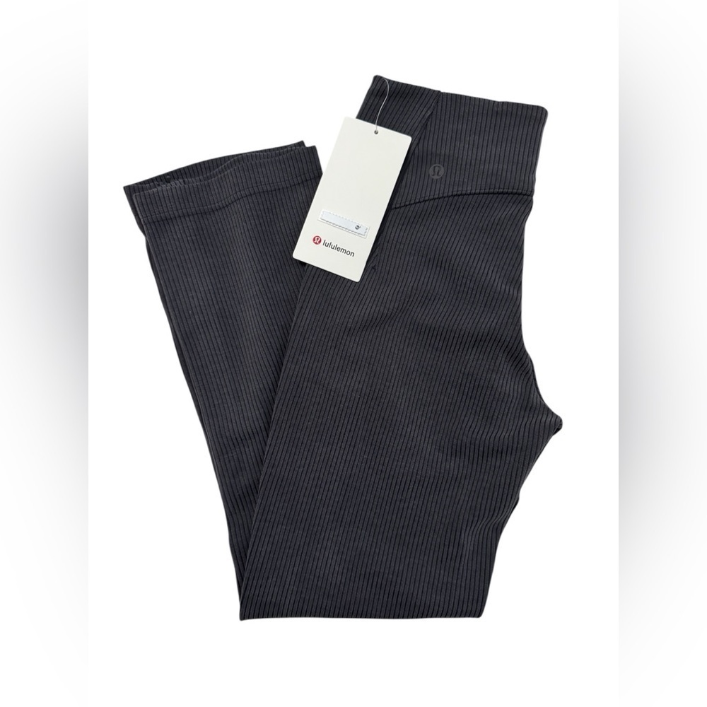 Lululemon Ribbed Softstreme Zip-Leg High-Rise Cropped Pants 25" in Black - Picture 4 of 5